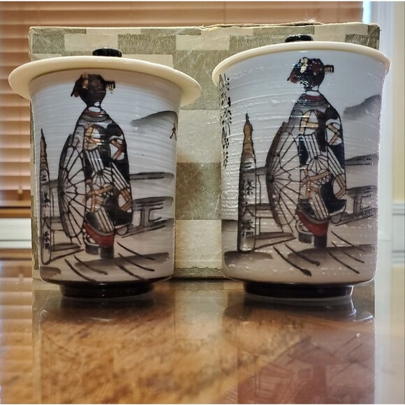 Vintage Japanese Kyoto Geisha Husband and Wife Boxed Lidded Tea Cups - Picture 1 of 15